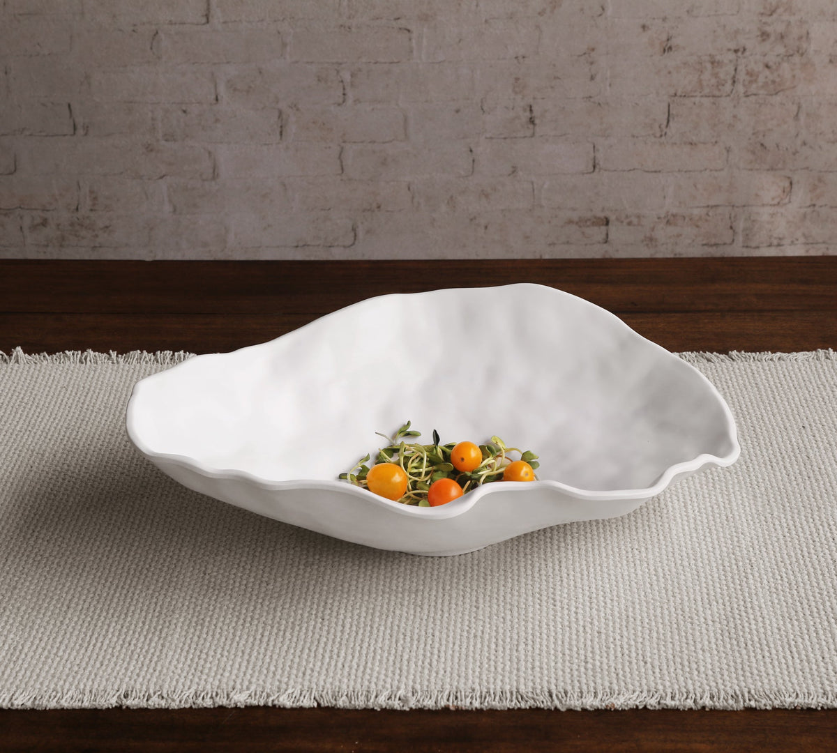 beatriz-ball-wholesale-vida-nube-large-oval-bowl-white