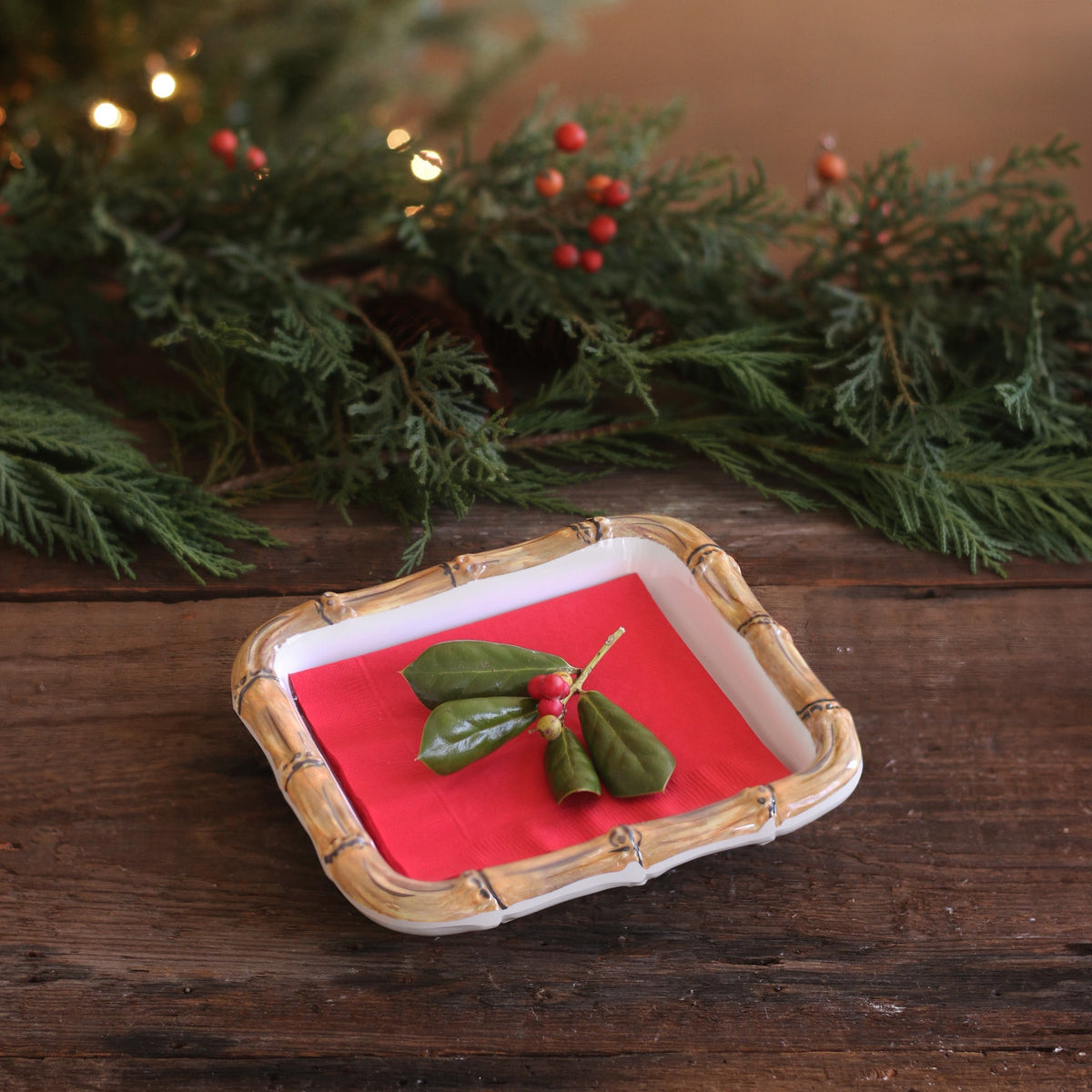 beatriz-ball-wholesale-vida-bamboo-beverage-napkin-holder-white-and-natural