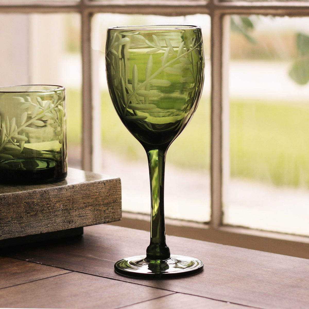 beatriz-ball-wholesale-glass-fern-wine-set-of-4-dark-green