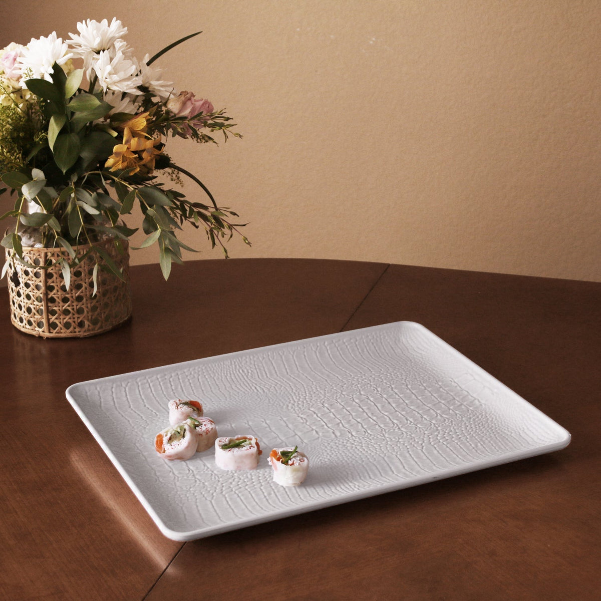 beatriz-ball-wholesale-vida-croc-extra-large-rectangular-tray-white