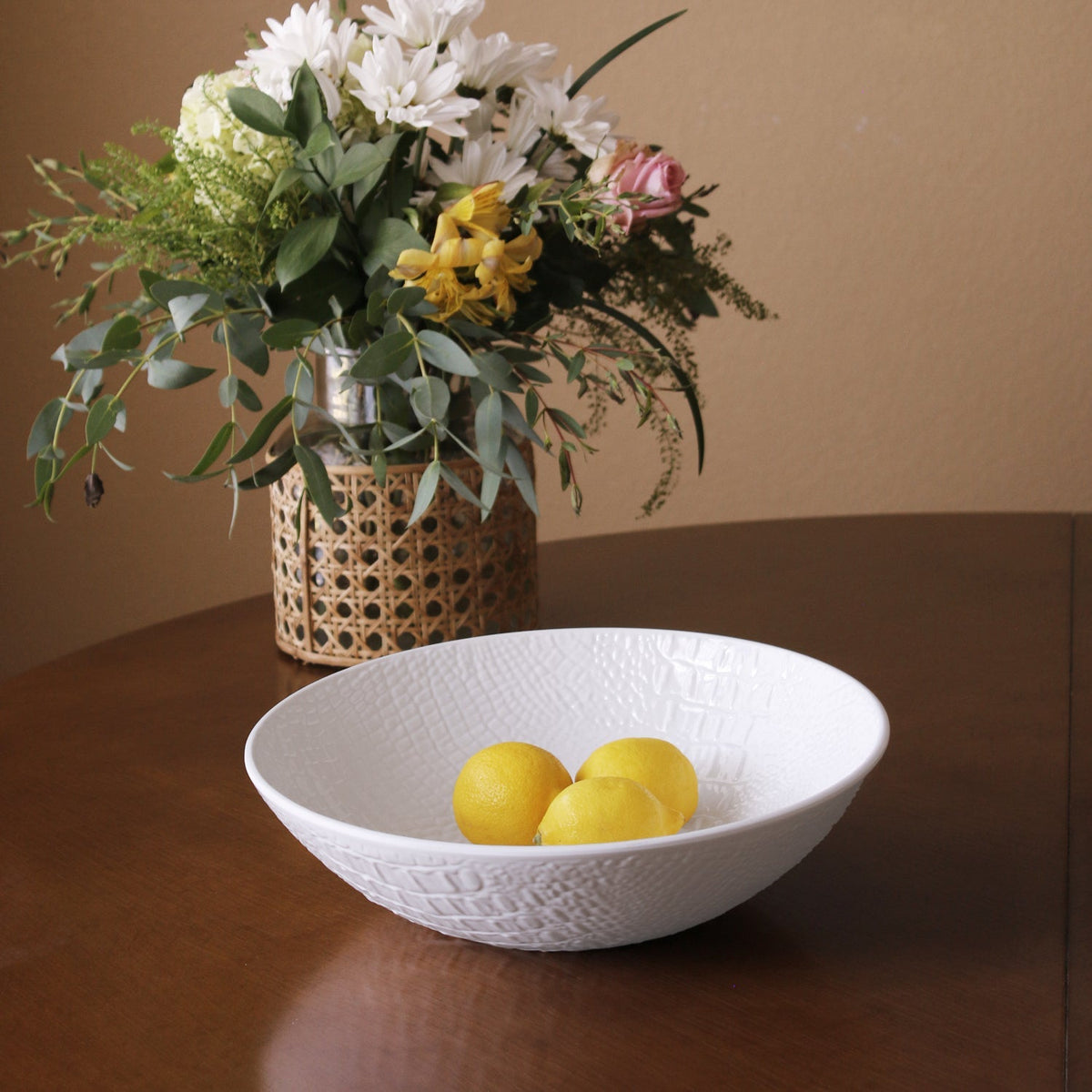 beatriz-ball-wholesale-vida-croc-large-bowl-white