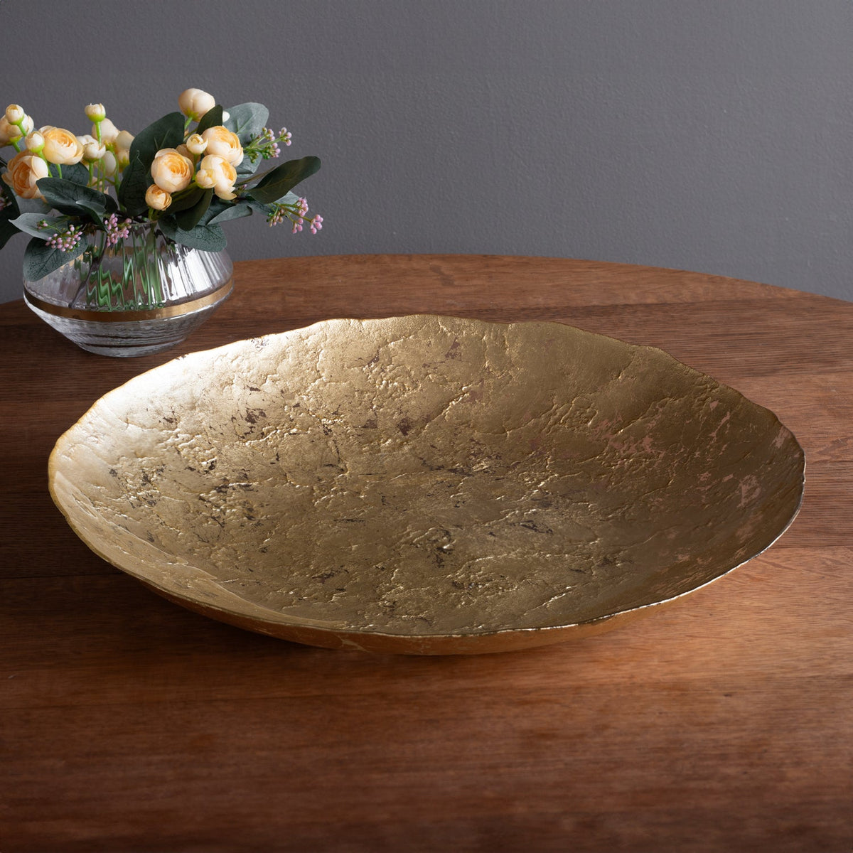 beatriz-ball-wholesale-glass-cracked-extra-large-foil-leafing-centerpiece-gold