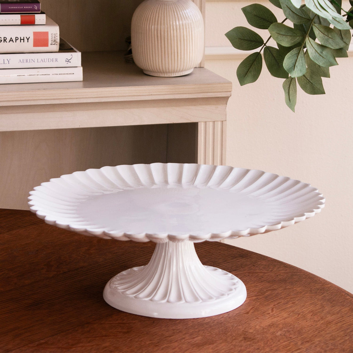 vida-vienna-pedestal-cake-plate-white
