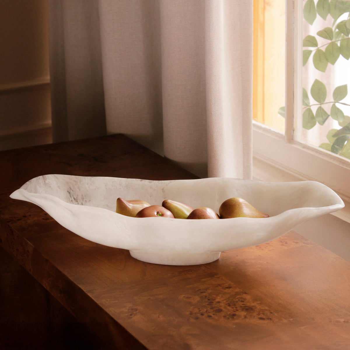 resin-alabaster-medium-oval-bowl-white-swirl