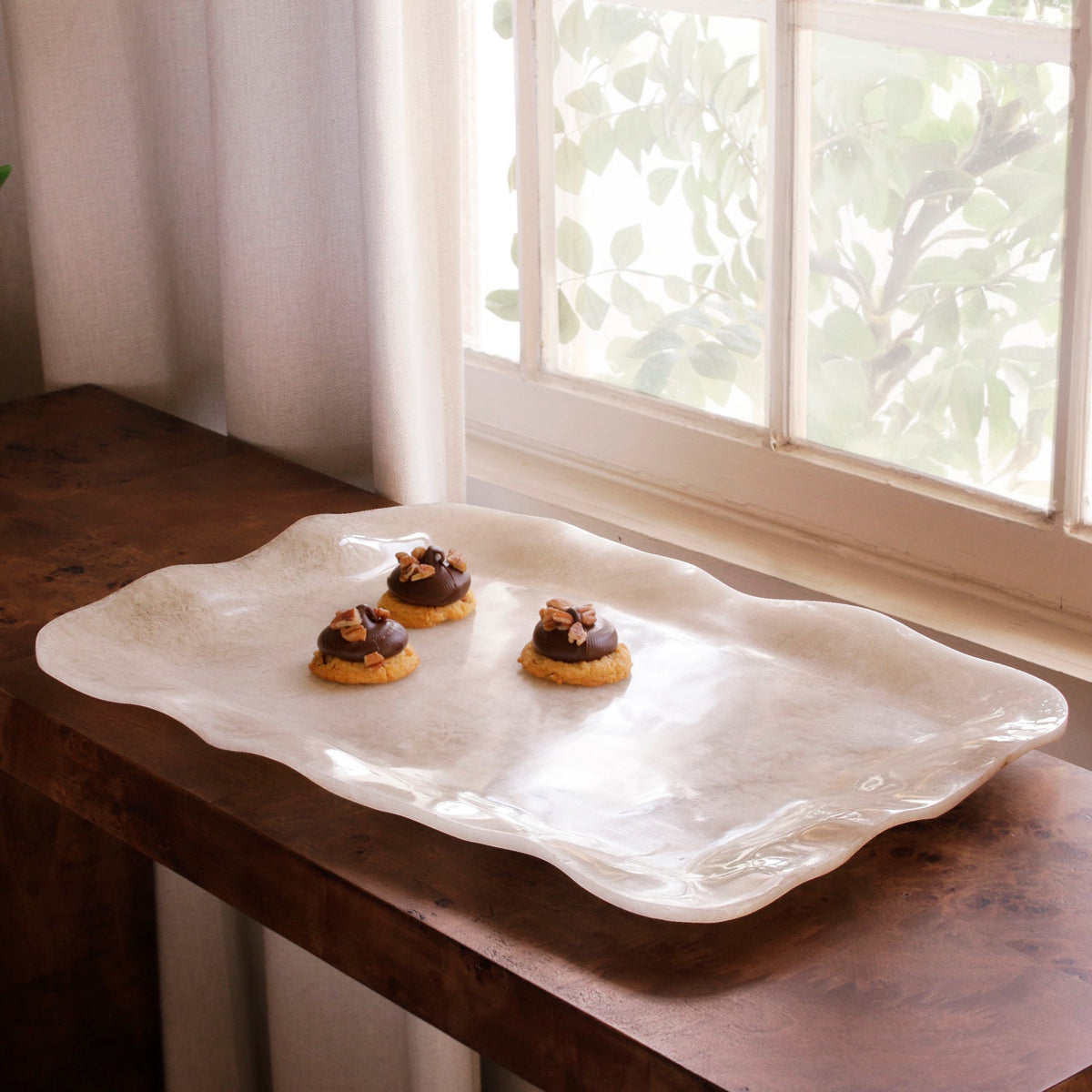 resin-alabaster-extra-large-rectangular-tray-white-swirl