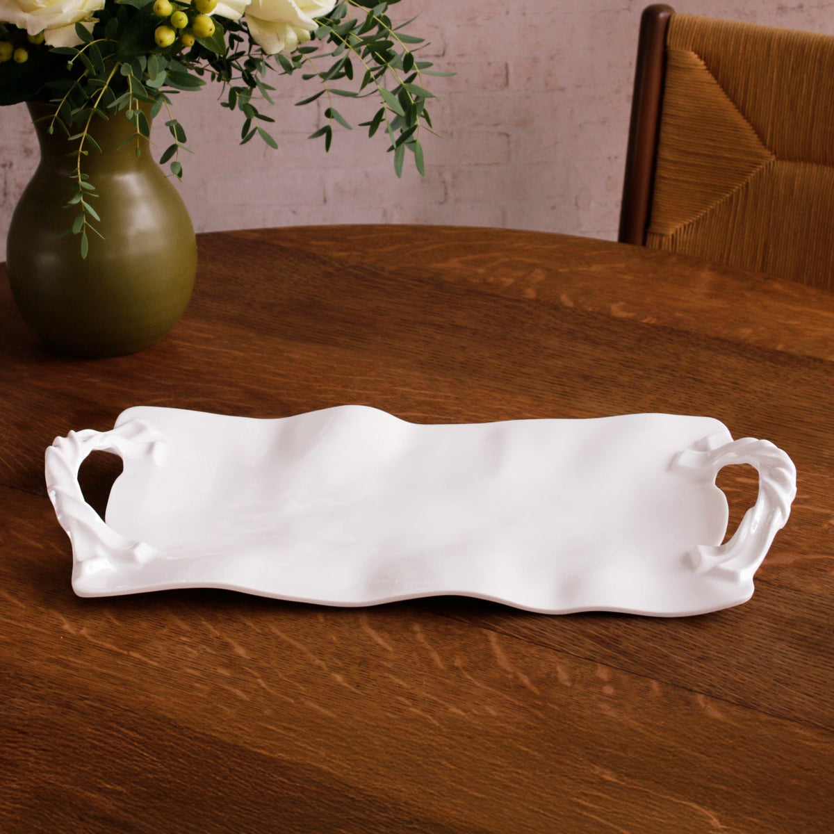 vida-sasha-long-rectangle-tray-with-handles-white