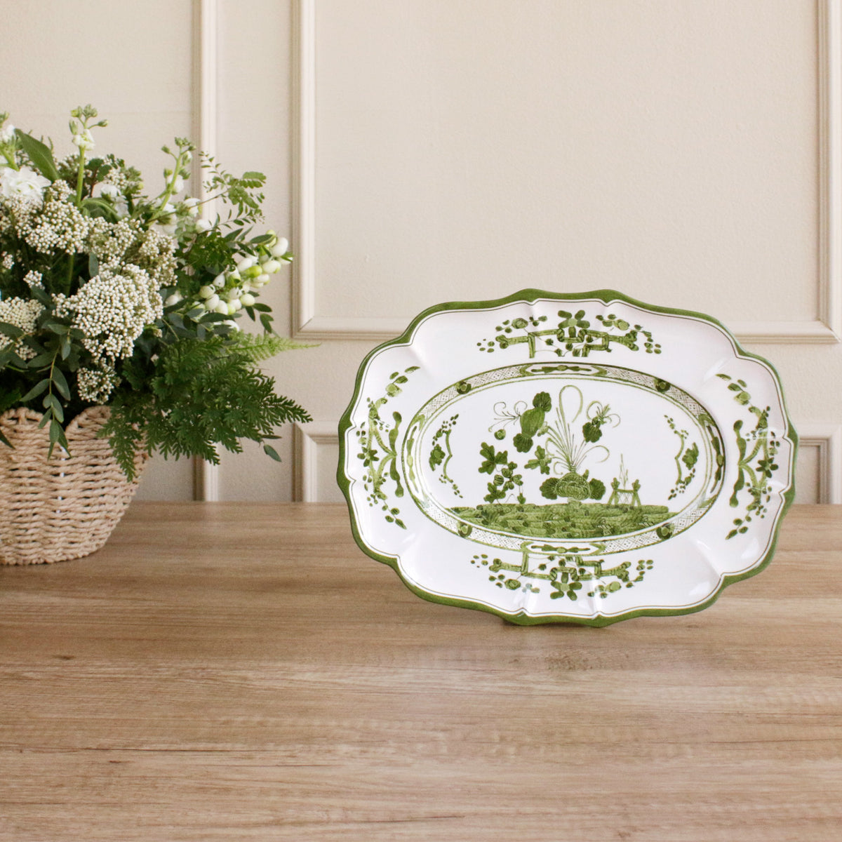 VIDA Faenza Medium Oval Platter (Green and White)