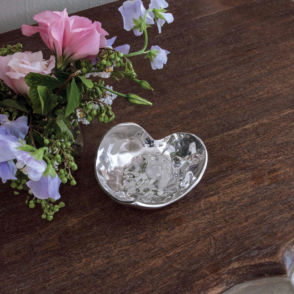 beatriz-ball-wholesale-giftables-soho-heart-bowl