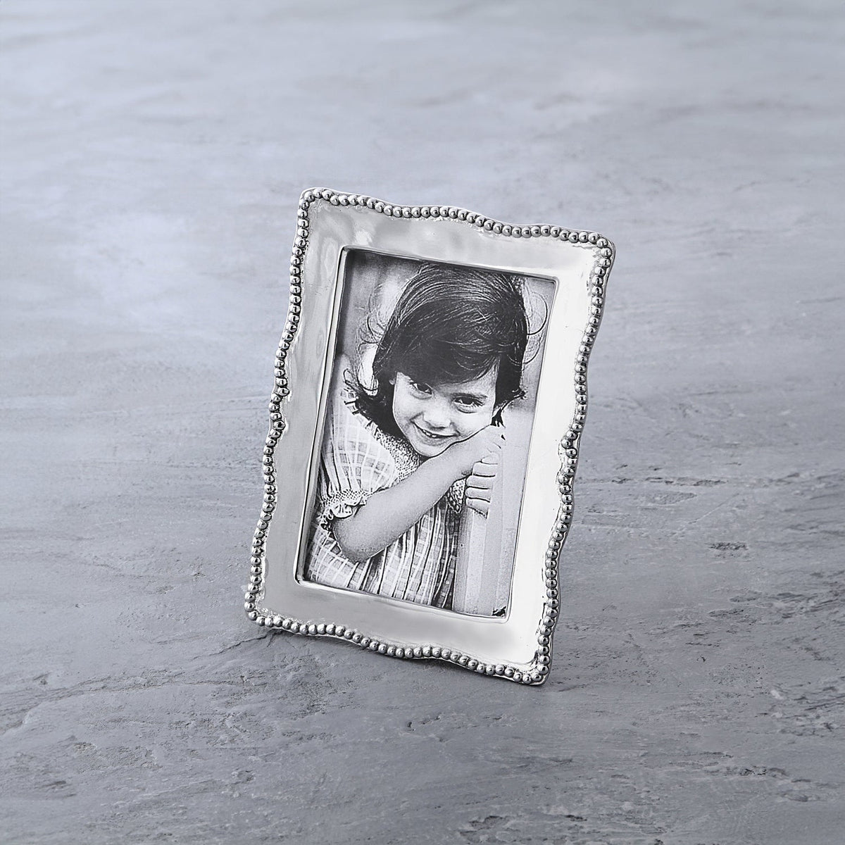 beatriz-ball-wholesale-giftables-pearl-denisse-5-x-7-frame