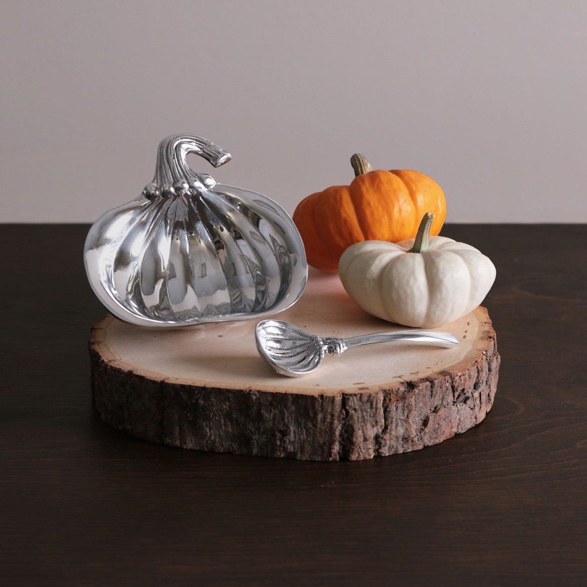beatriz-ball-wholesale-giftables-holiday-pumpkin-bowl-with-spoon