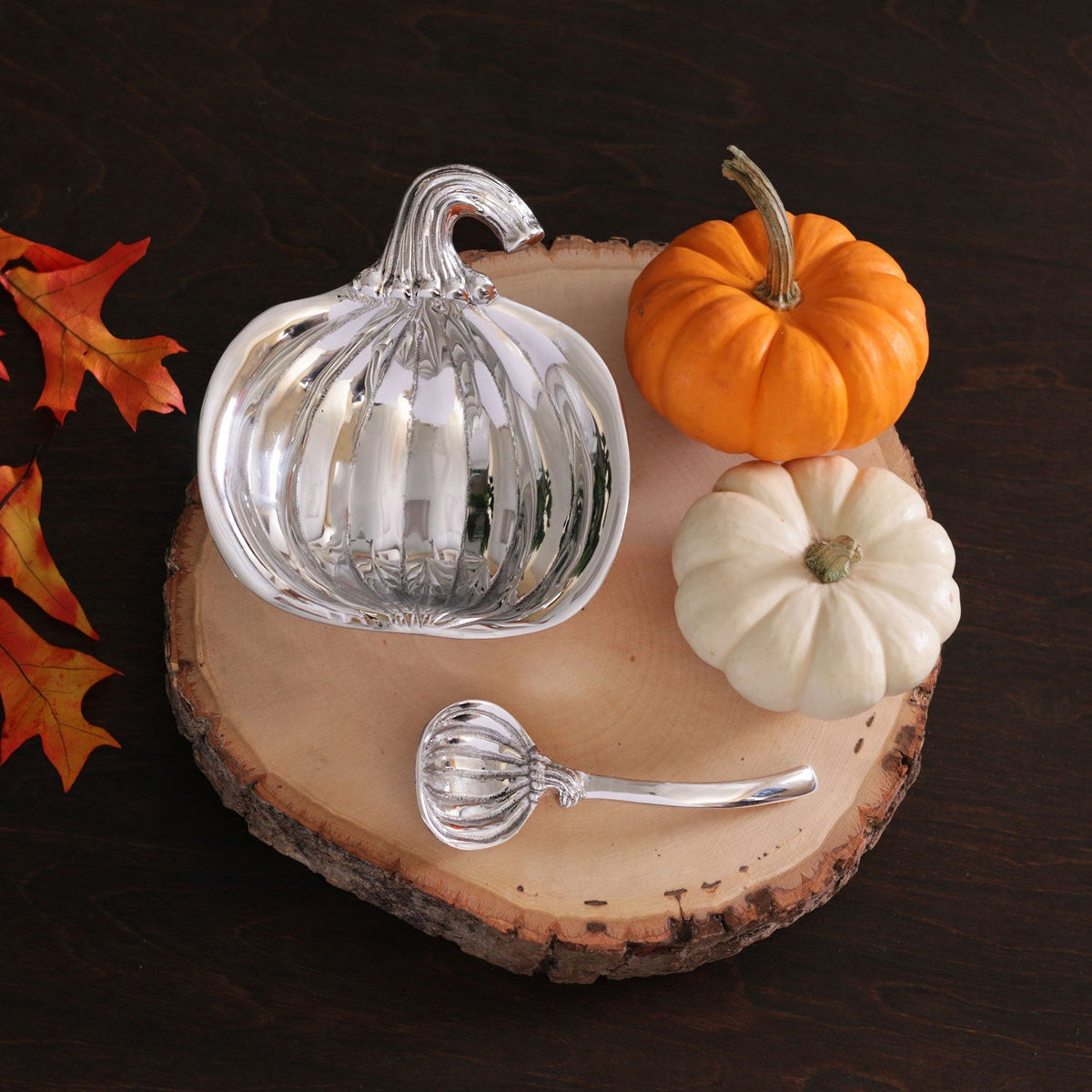beatriz-ball-wholesale-giftables-holiday-pumpkin-bowl-with-spoon