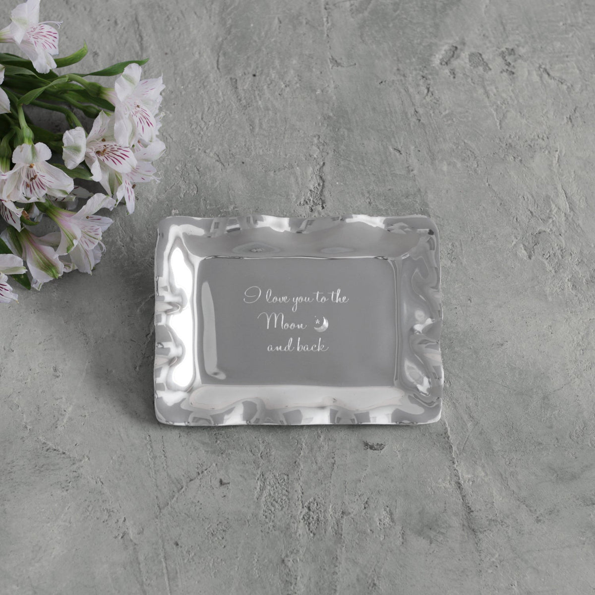 beatriz-ball-wholesale-giftables-vento-engraved-tray-love-you-to-moon-back