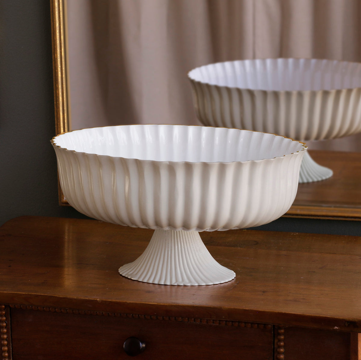 encanto-vienna-large-centerpiece-punchbowl-cream-and-white