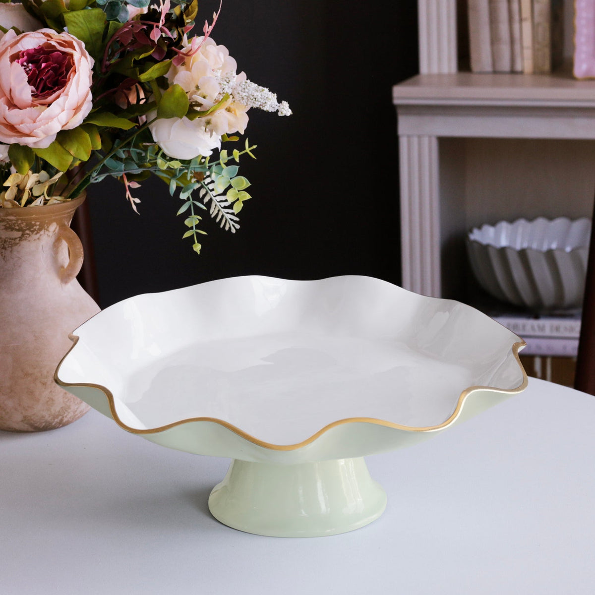 encanto-carola-pedestal-cake-plate-pistachio-and-white