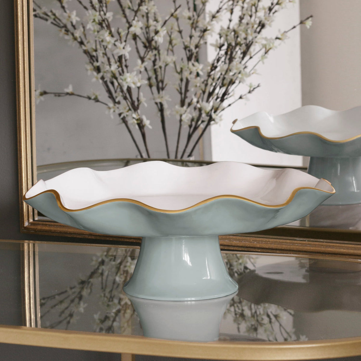 encanto-carola-pedestal-cake-plate-slate-and-white