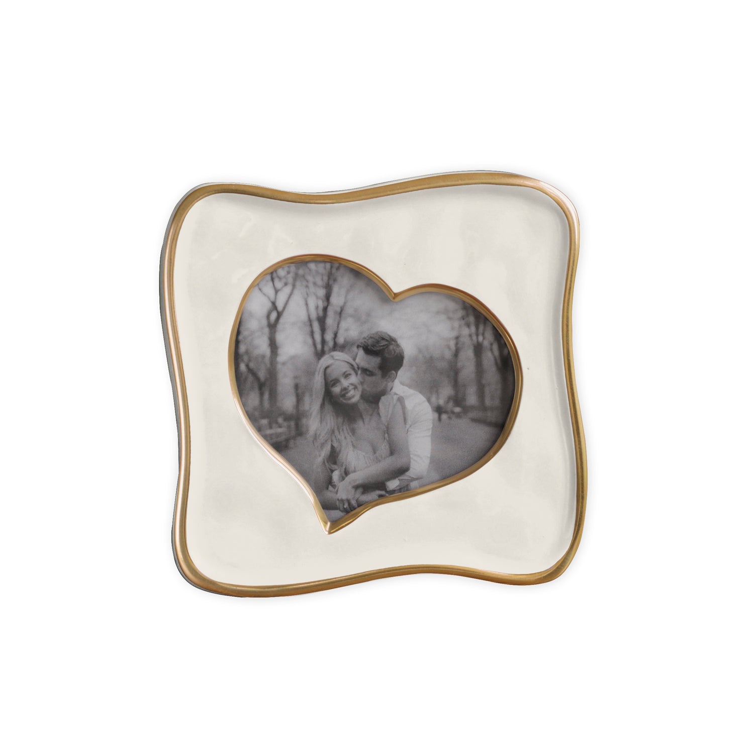 frame-encanto-curved-heart-5-x-5-cream