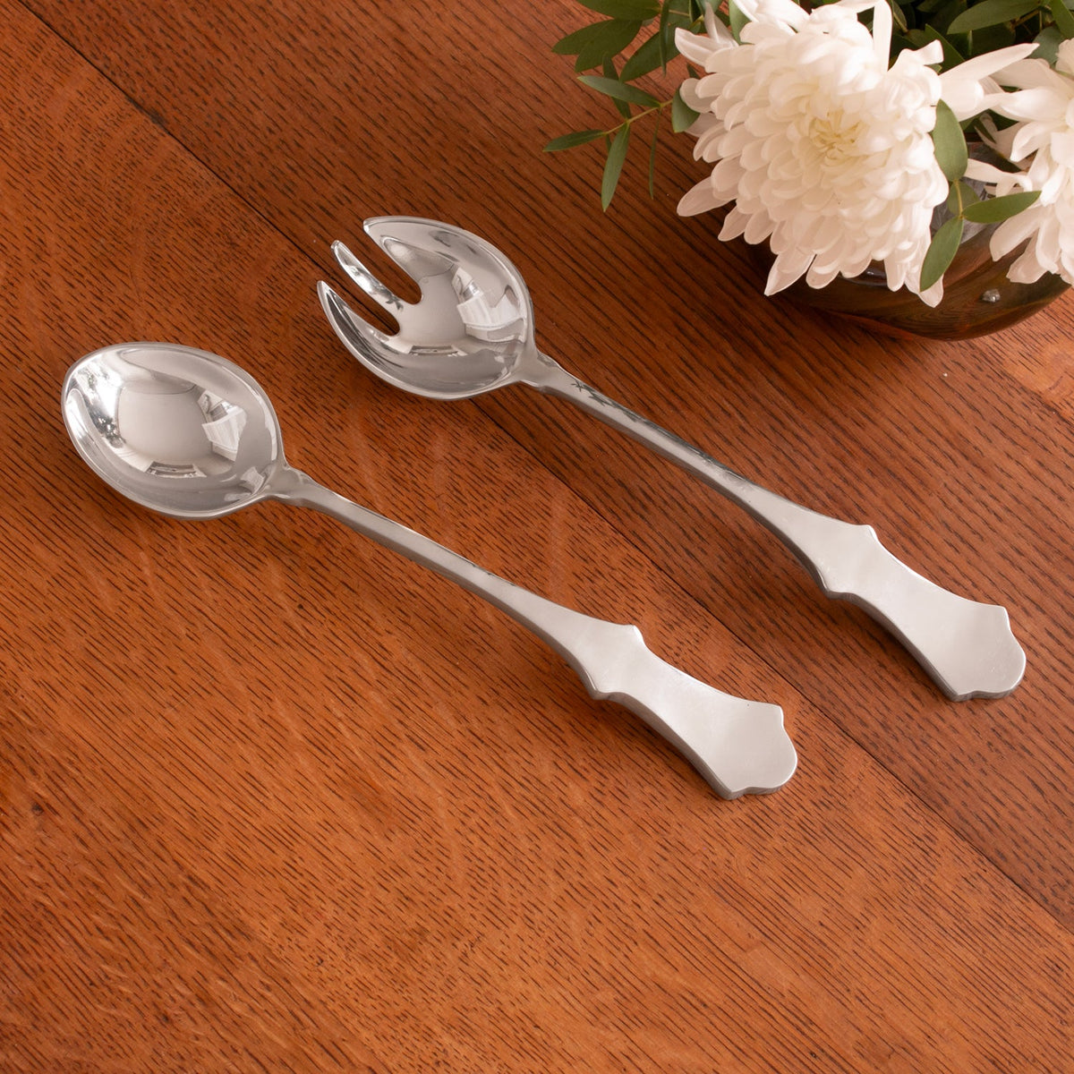 vintage-revere-large-salad-servers