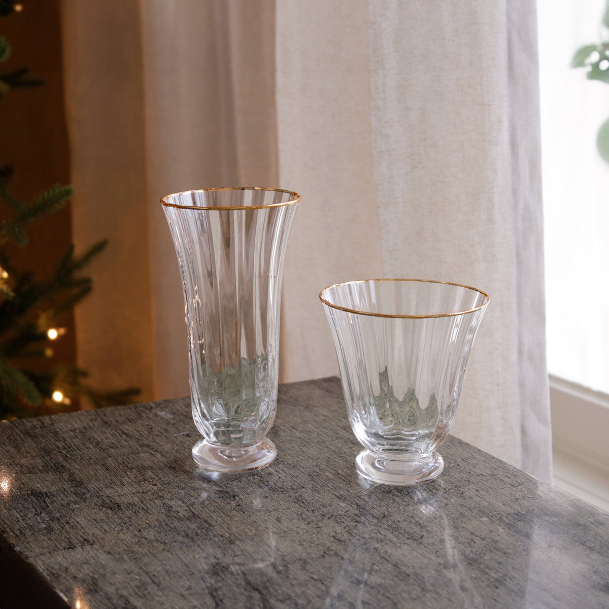 beatriz-ball-wholesale-glass-audrey-stemless-flute-with-gold-rim-set-of-4-clear-and-gold