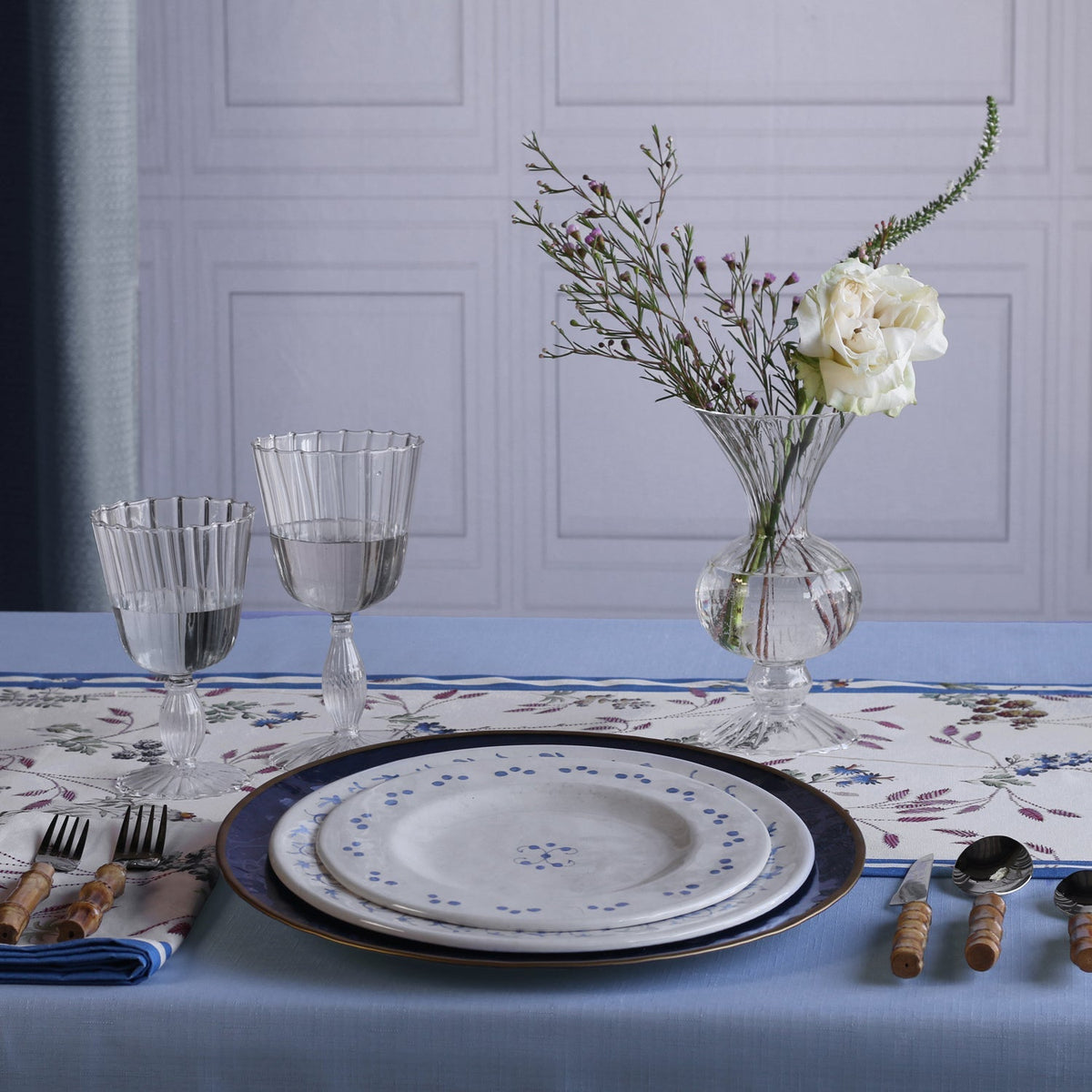 beatriz-ball-wholesale-glass-cambridge-flora-flower-vase-set-of-2-clear