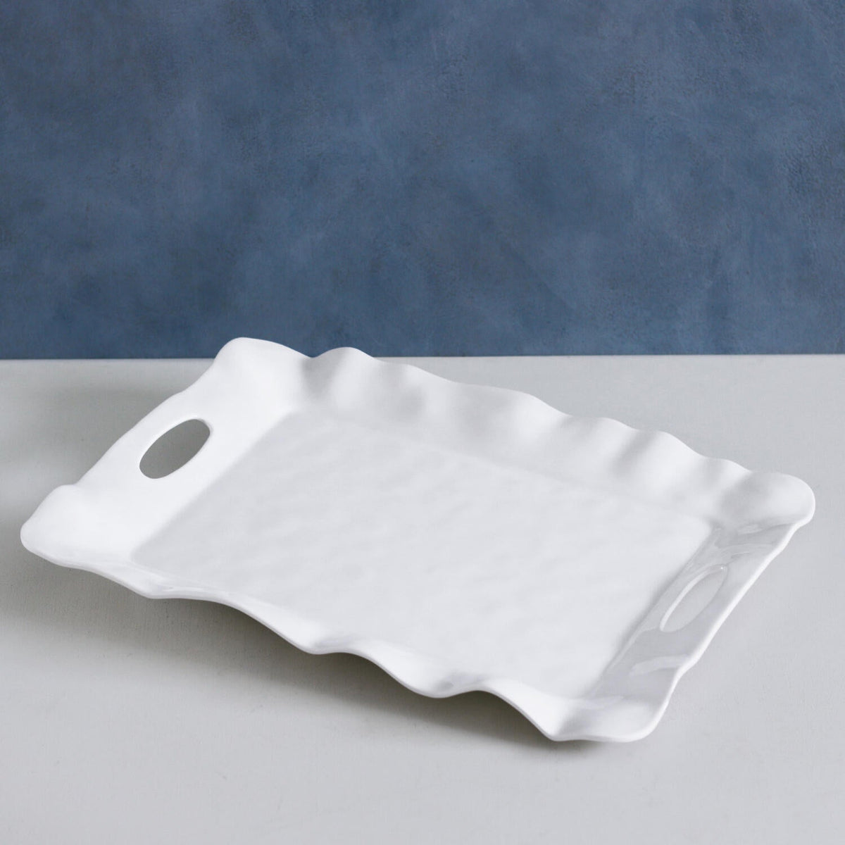 beatriz-ball-wholesale-vida-havana-rectangular-tray-with-handles-white