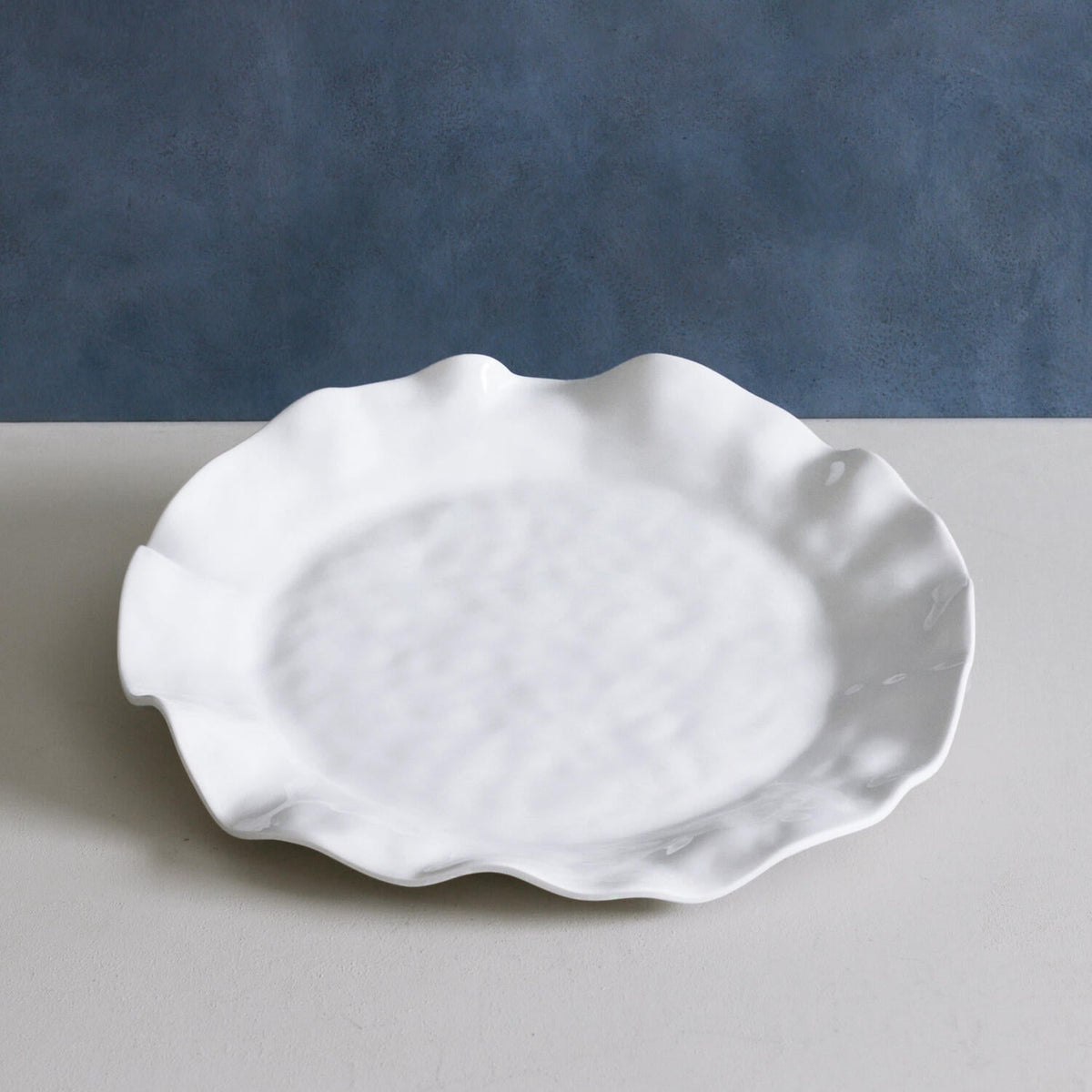 beatriz-ball-wholesale-vida-havana-round-platter-white