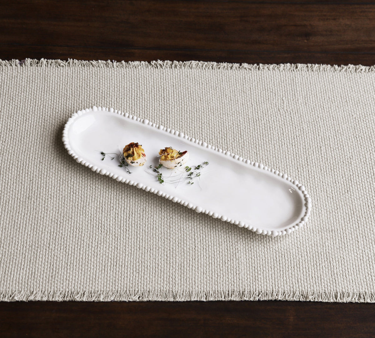 beatriz-ball-wholesale-vida-alegria-medium-baguette-platter-white