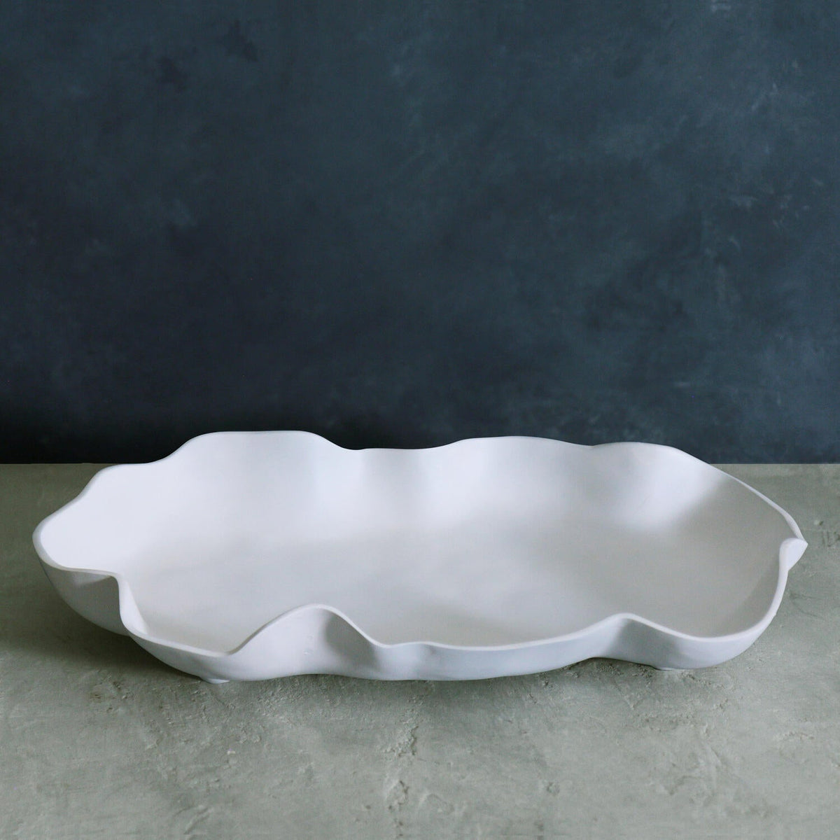 beatriz-ball-wholesale-vida-nube-large-platter-white