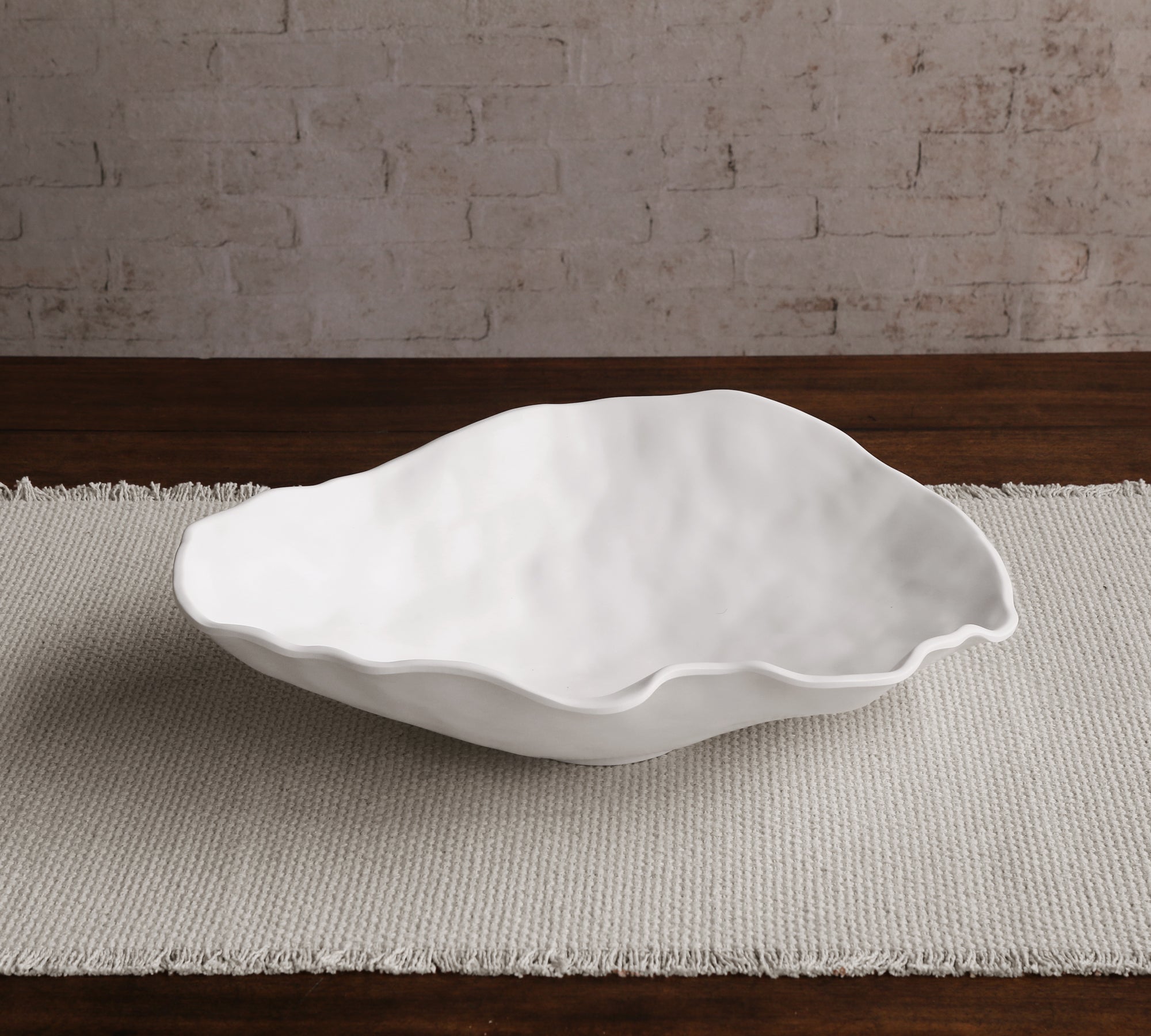 beatriz-ball-wholesale-vida-nube-large-oval-bowl-white