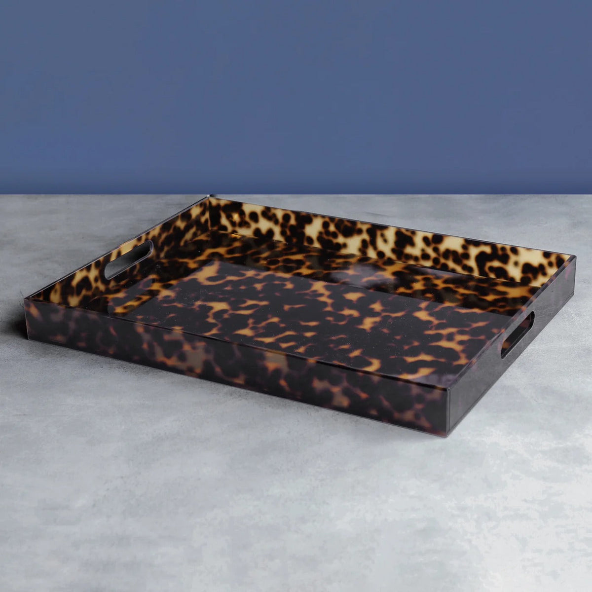 beatriz-ball-wholesale-vida-acrylic-tortoise-x-large-tray-with-handles