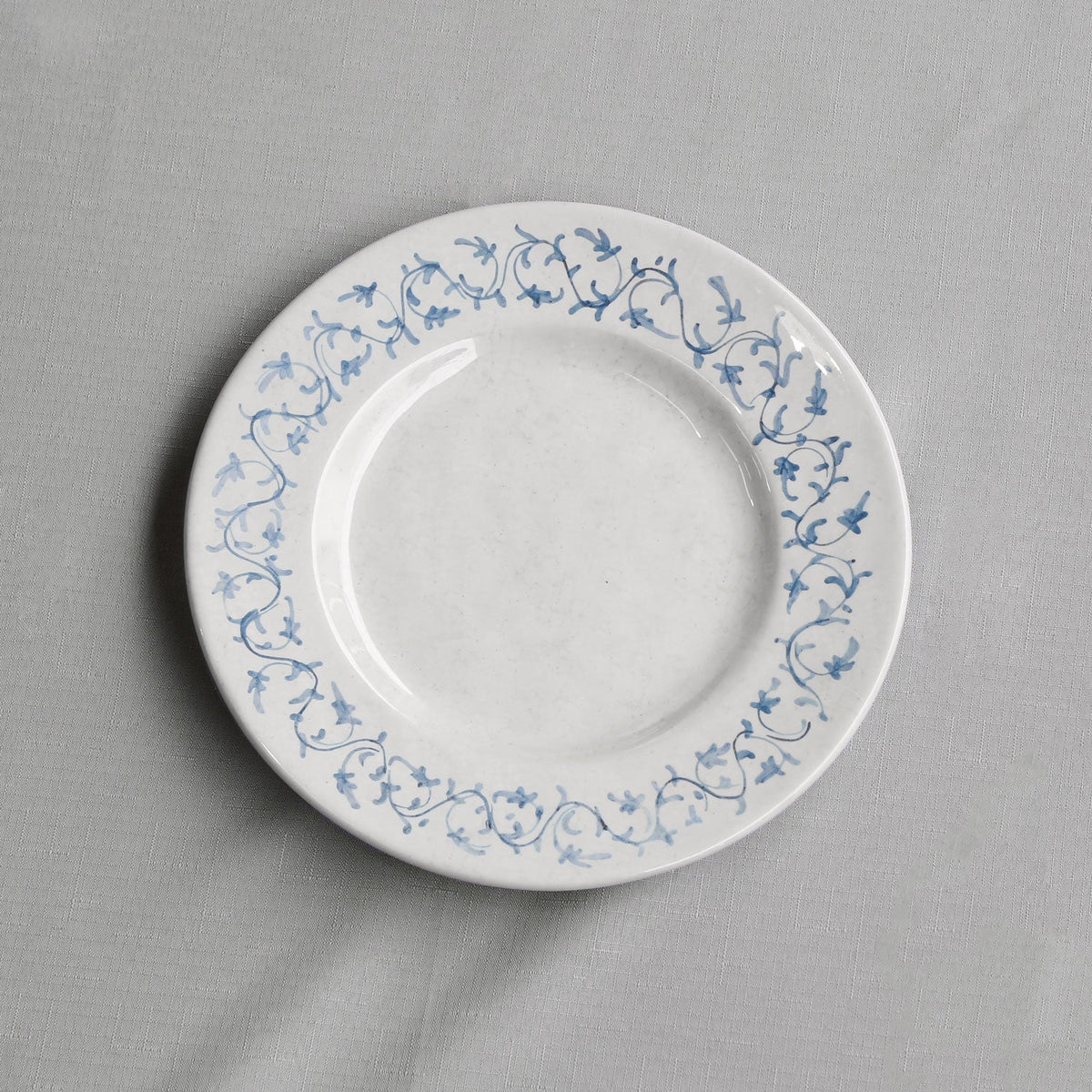 beatriz-ball-wholesale-vida-sienna-11-dinner-plate-set-of-4-white-and-blue