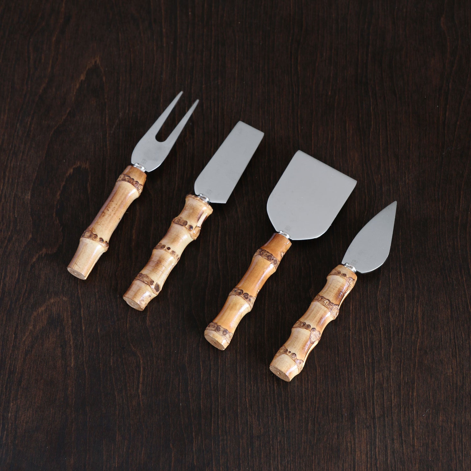 beatriz-ball-wholesale-vida-bamboo-stainless-cheese-set-of-4-silver-and-natural