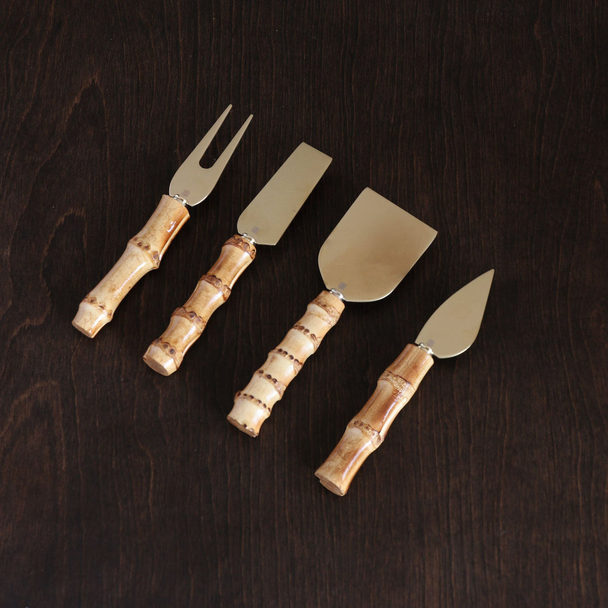 beatriz-ball-wholesale-vida-bamboo-cheese-set-of-4-gold-and-natural