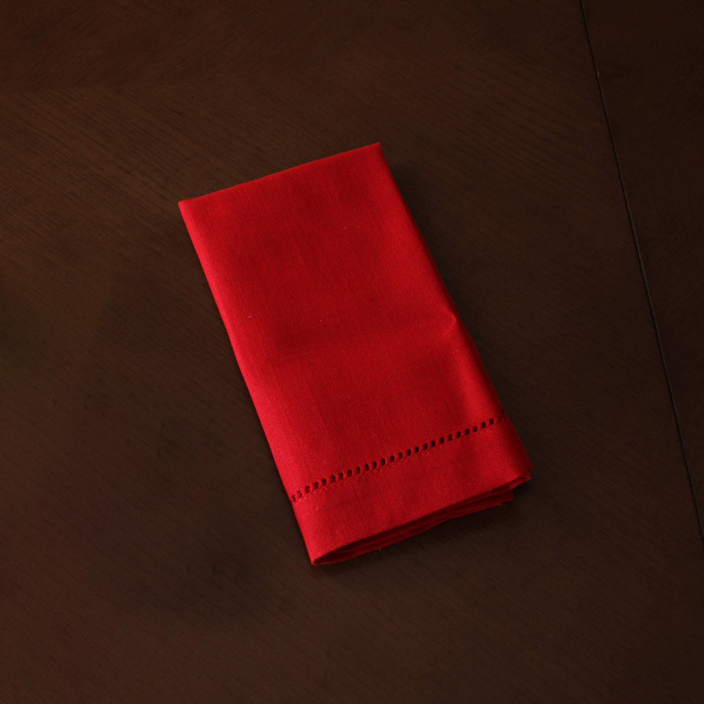 beatriz-ball-wholesale-linens-classics-napkins-set-of-4-red