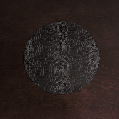 beatriz-ball-wholesale-vida-croc-reversible-16-round-placemats-set-of-4-black-and-grey