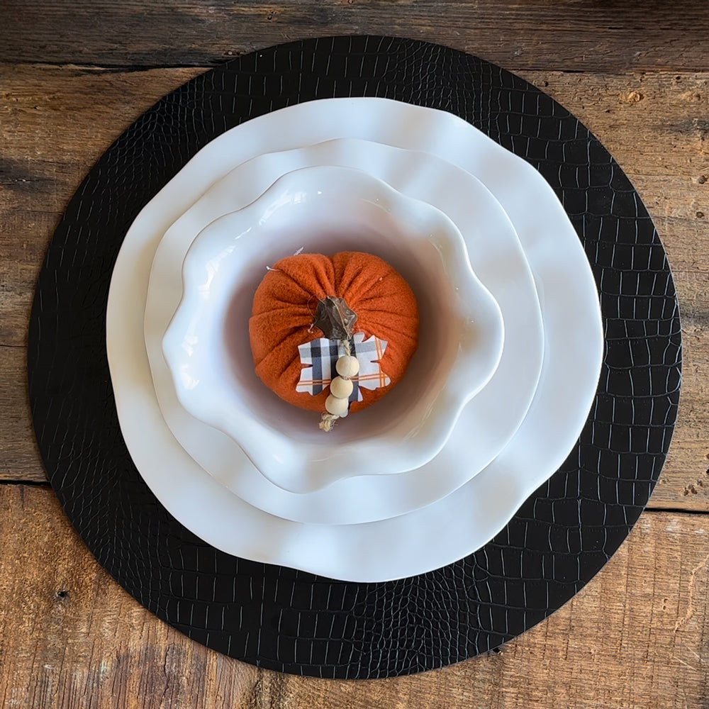 beatriz-ball-wholesale-vida-croc-reversible-16-round-placemats-set-of-4-black-and-grey
