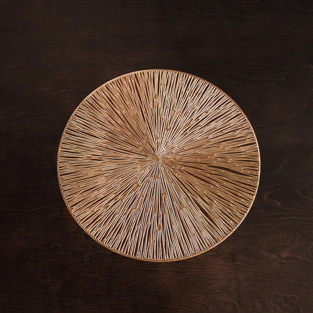 beatriz-ball-wholesale-vida-sunburst-15-round-placemats-set-of-4-gold