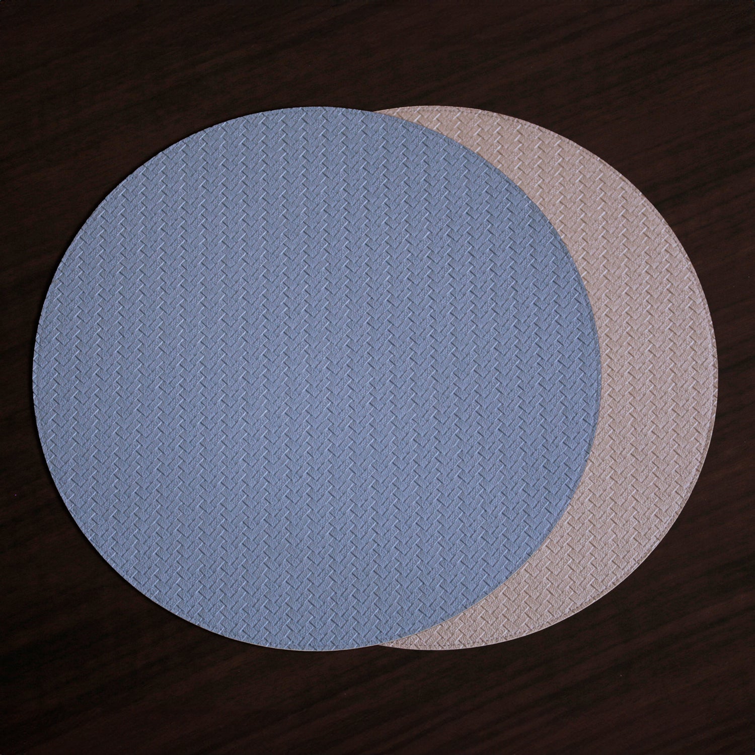 beatriz-ball-wholesale-vida-snakeskin-reversible-15-round-placemats-set-of-4-slate-blue-and-tan-brown