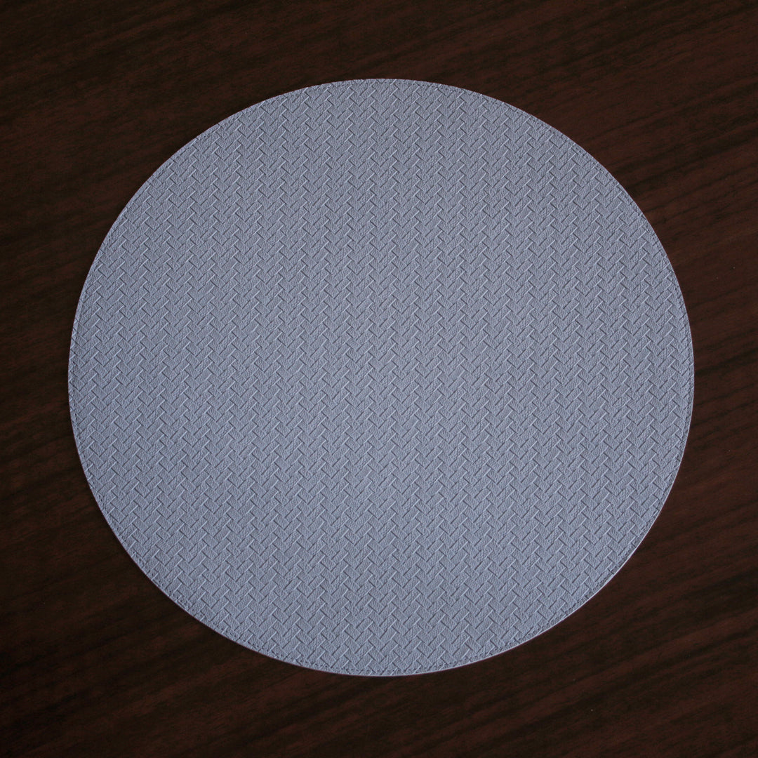 beatriz-ball-wholesale-vida-snakeskin-reversible-15-round-placemats-set-of-4-light-blue-and-tan