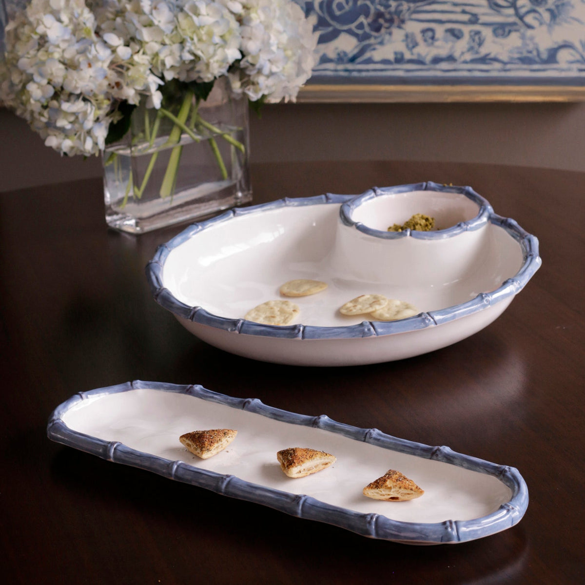 vida-bamboo-large-chip-dip-bowl-white-and-blue