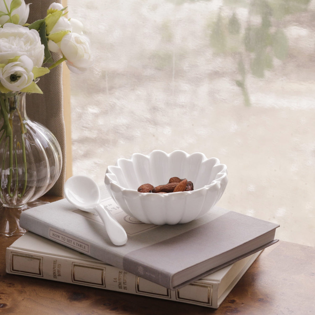 vida-vienna-mini-bowl-with-spoon-white