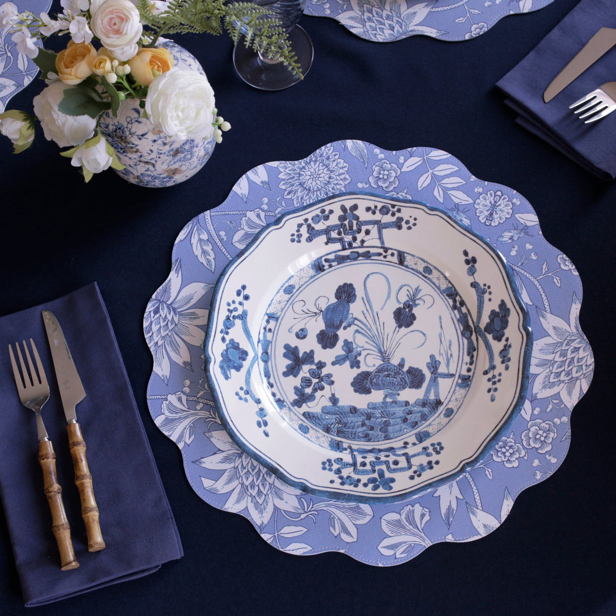 vida-faenza-11-dinner-plate-set-of-4-white-and-blue