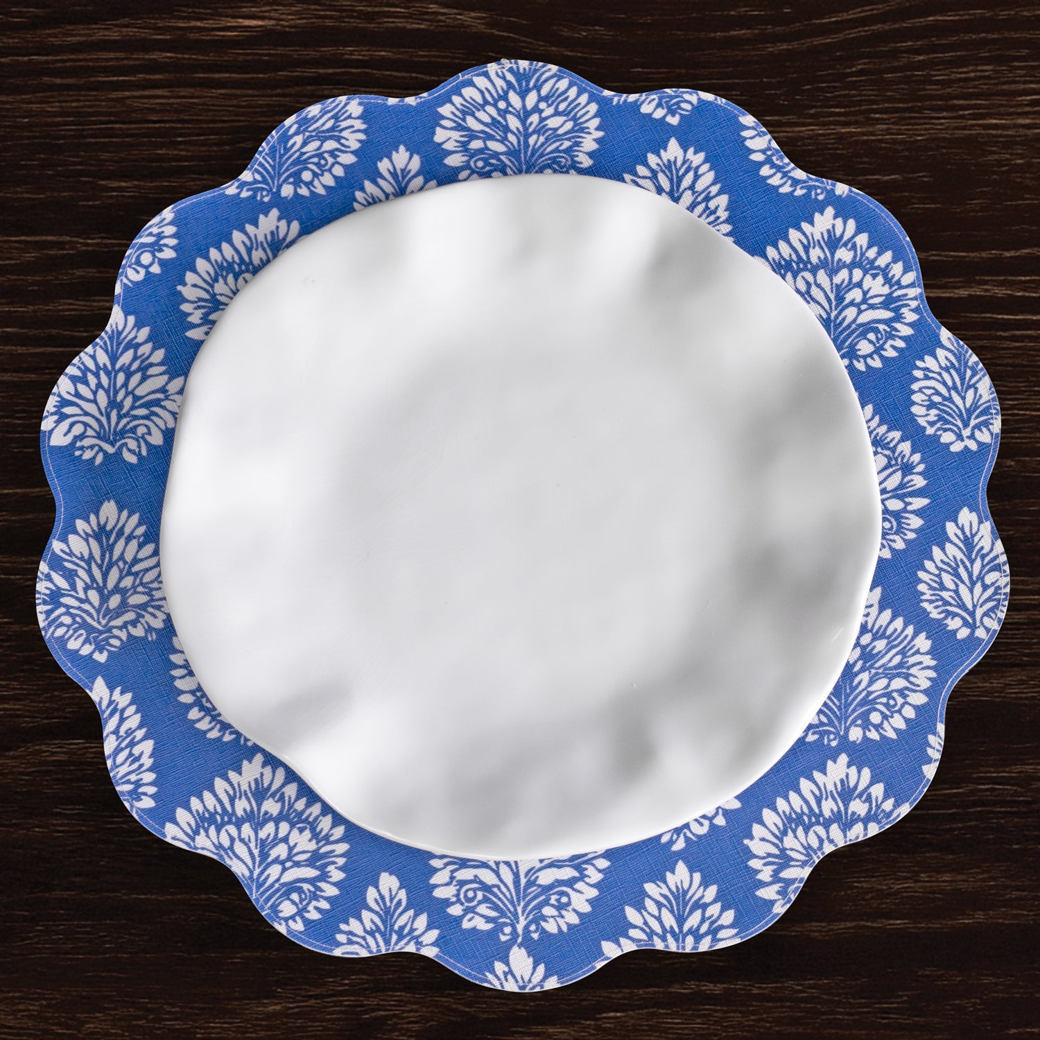 vida-chinoiserie-reversible-round-placemats-set-of-4-blue-white