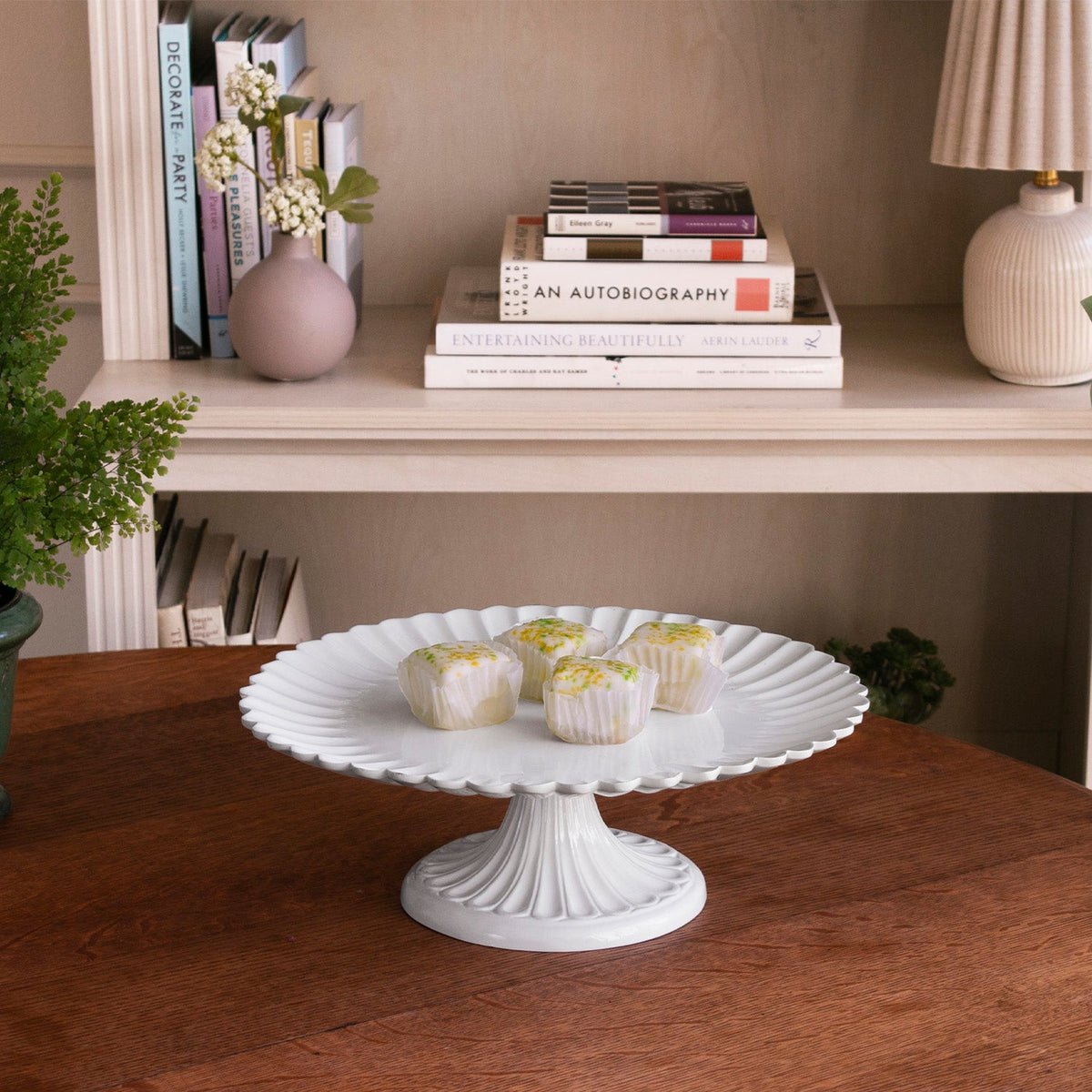 vida-vienna-pedestal-cake-plate-white
