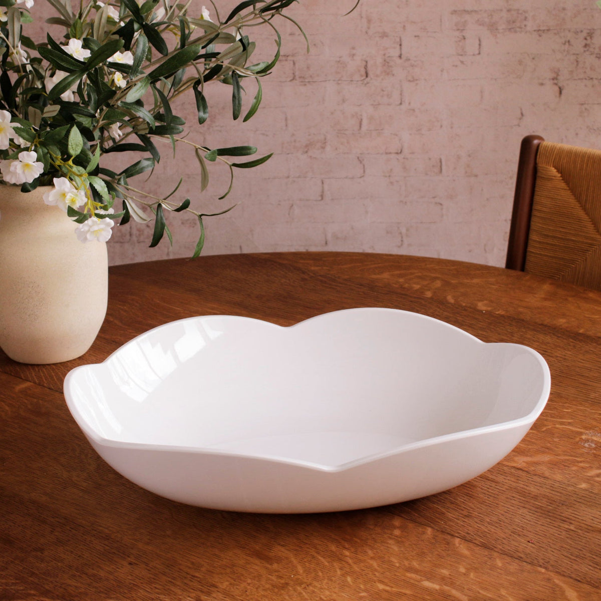 vida-amelia-extra-large-oval-bowl-white