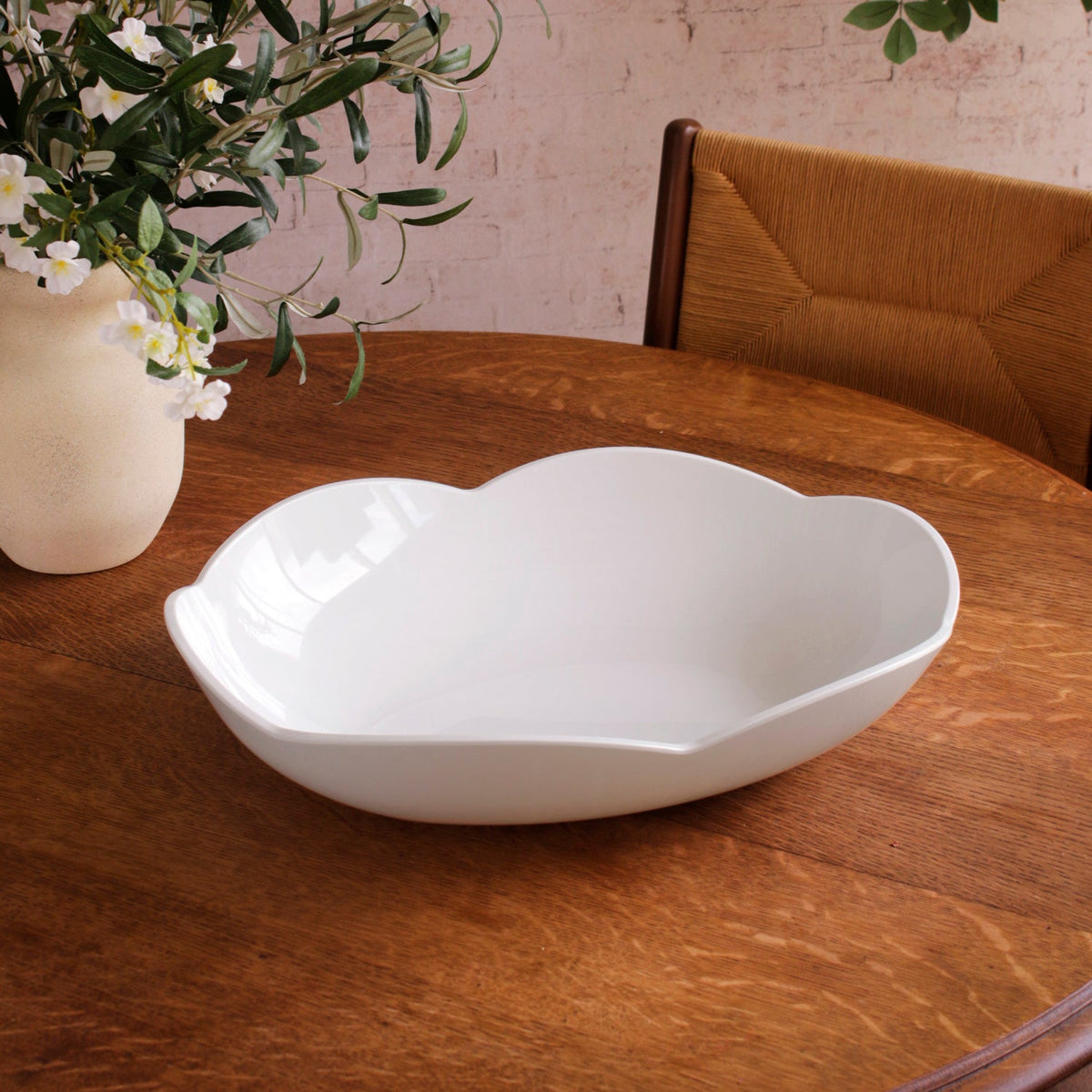 vida-amelia-extra-large-oval-bowl-white