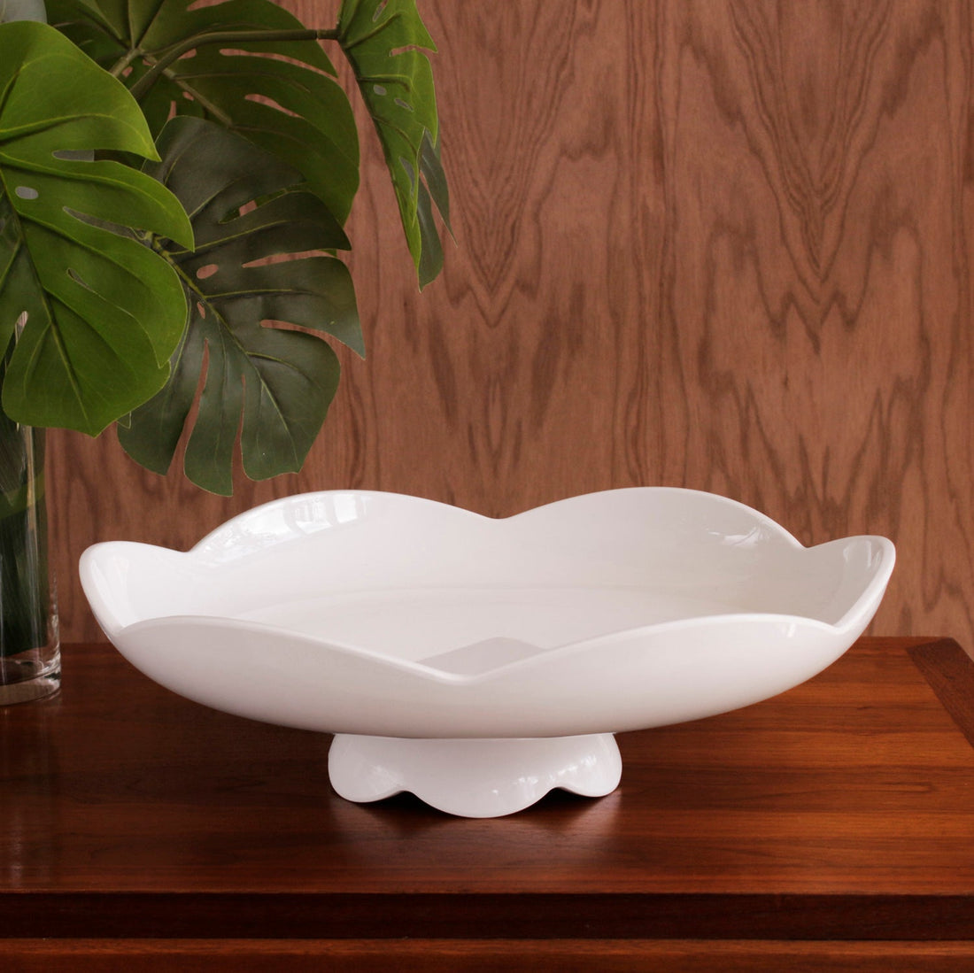 vida-amelia-pedestal-cake-plate-white