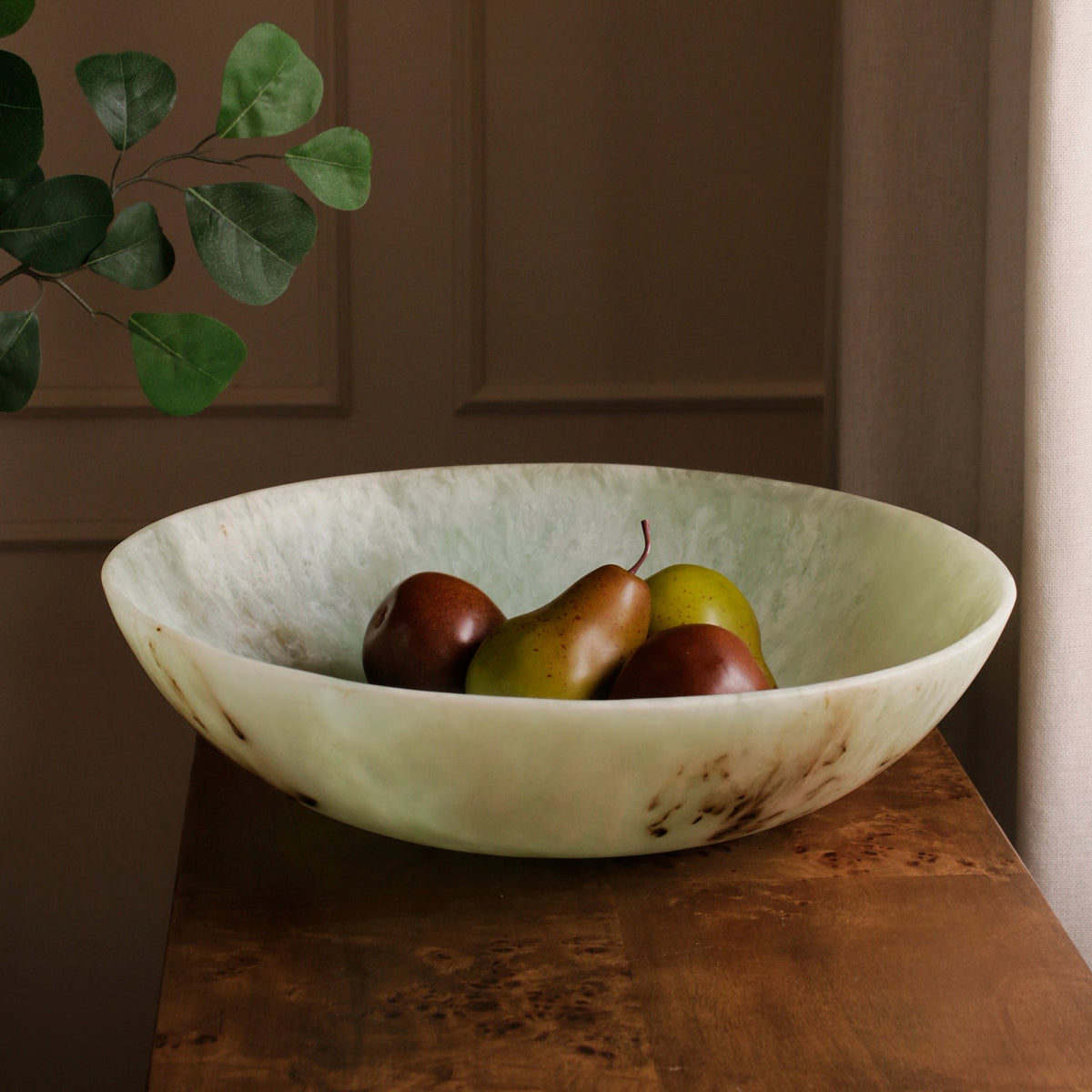 resin-giada-centerpiece-jade-swirl