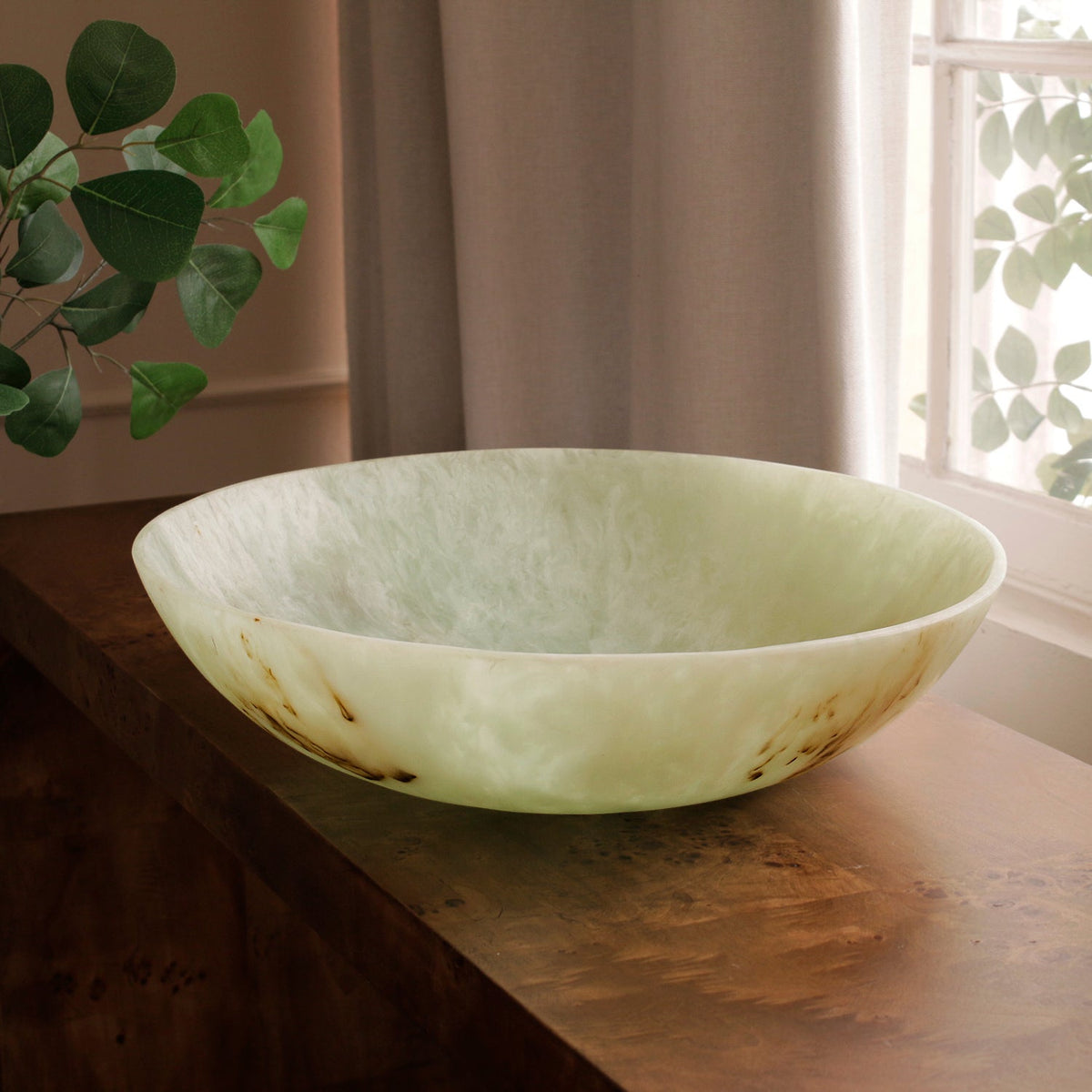 resin-giada-centerpiece-jade-swirl