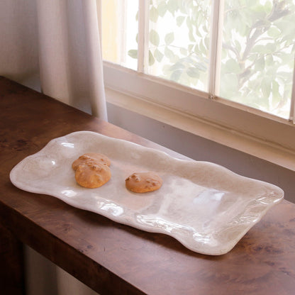 resin-alabaster-long-rectangle-tray-white-swirl
