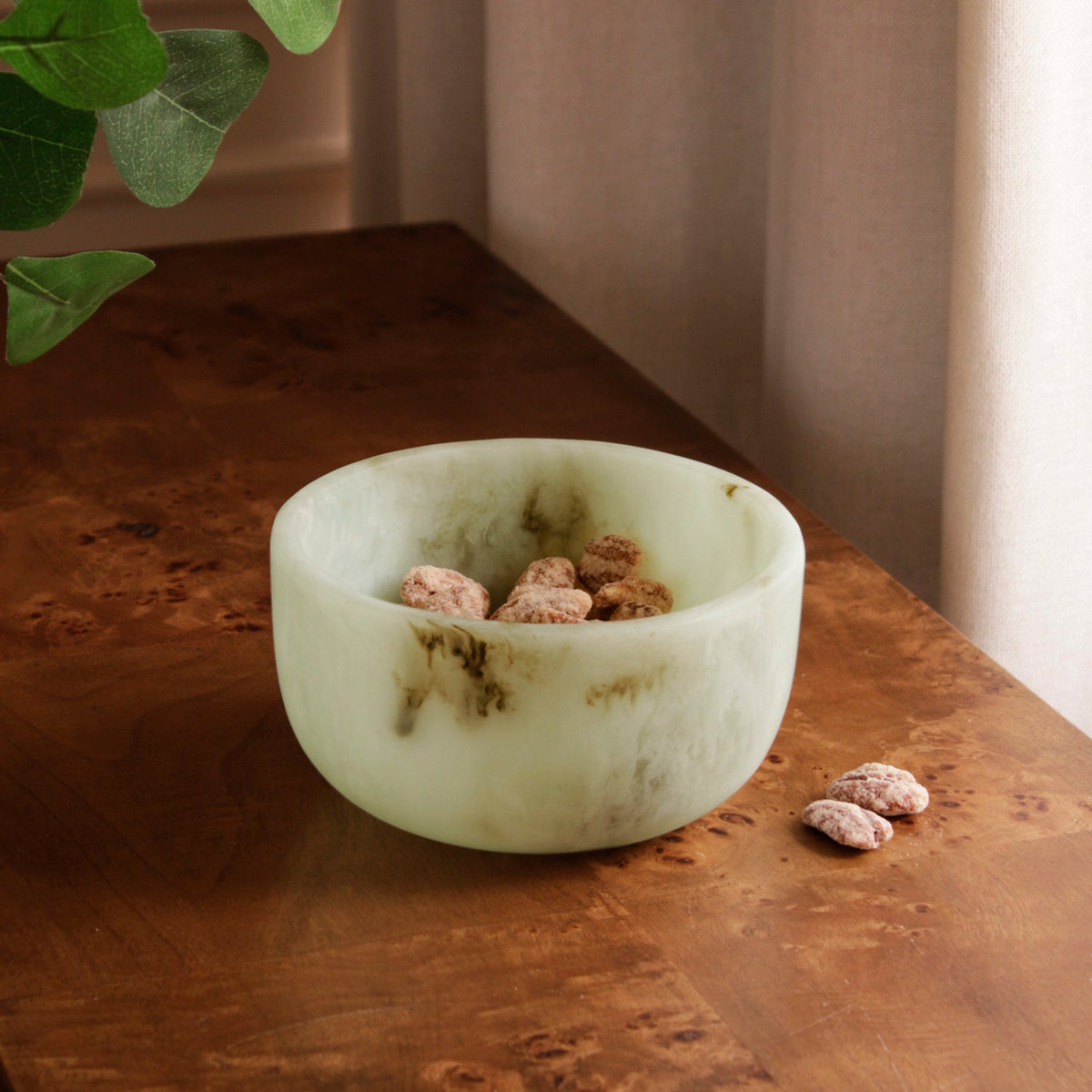 resin-giada-small-bowl-jade-swirl